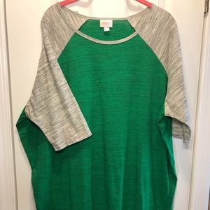 Large LuLaroe Irma! Grey Heathered sleeves w/green